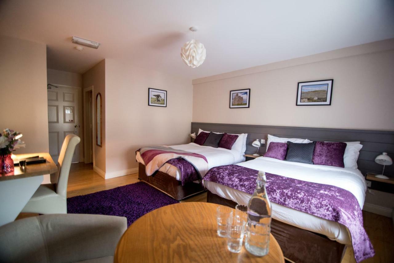 The Ritz House 3*