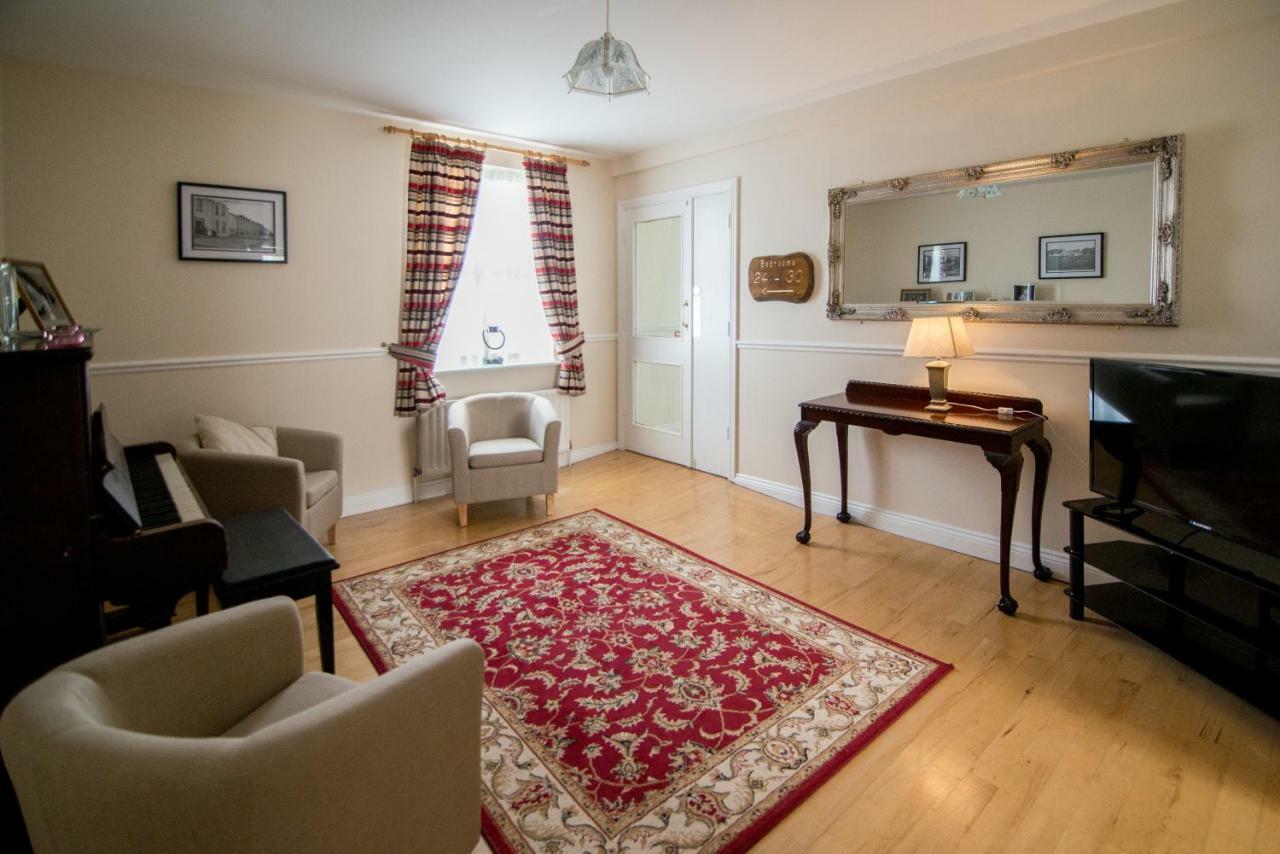 The Ritz House 3*